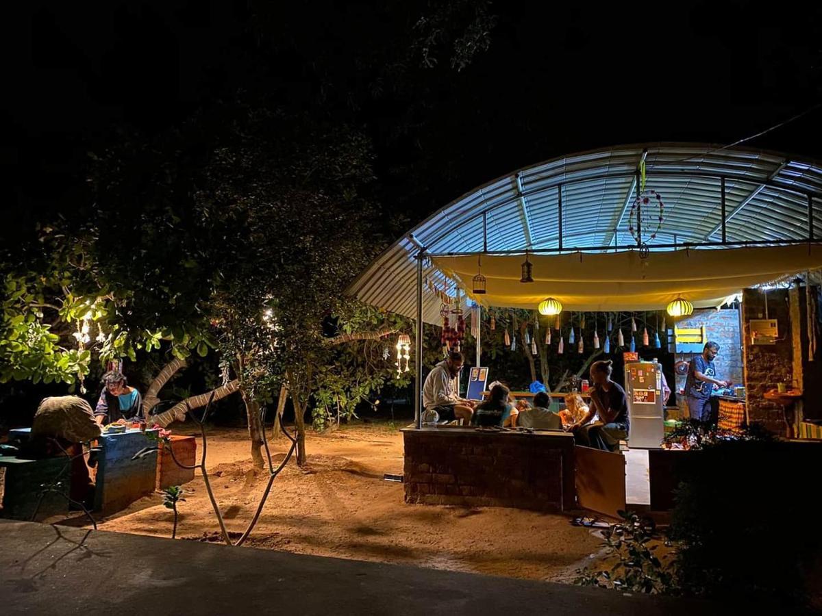 The Dreamcatcher Hostel Ауровил Екстериор снимка